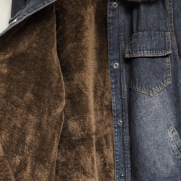 TaylorMade Denim Jacket with Brown Faux Fur Collar - Picture 5 of 11
